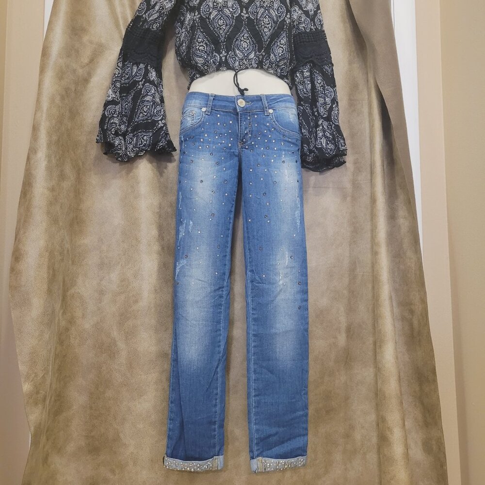 Cuffed jeweled Jeans